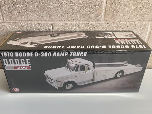 ACME 1970 Dodge D-300 Ramp Truck White A18001911 1:18 Diecast